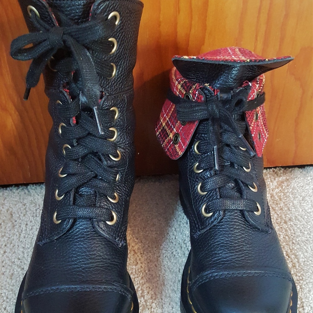 Dr. Martens Aimilita Aunt Sally